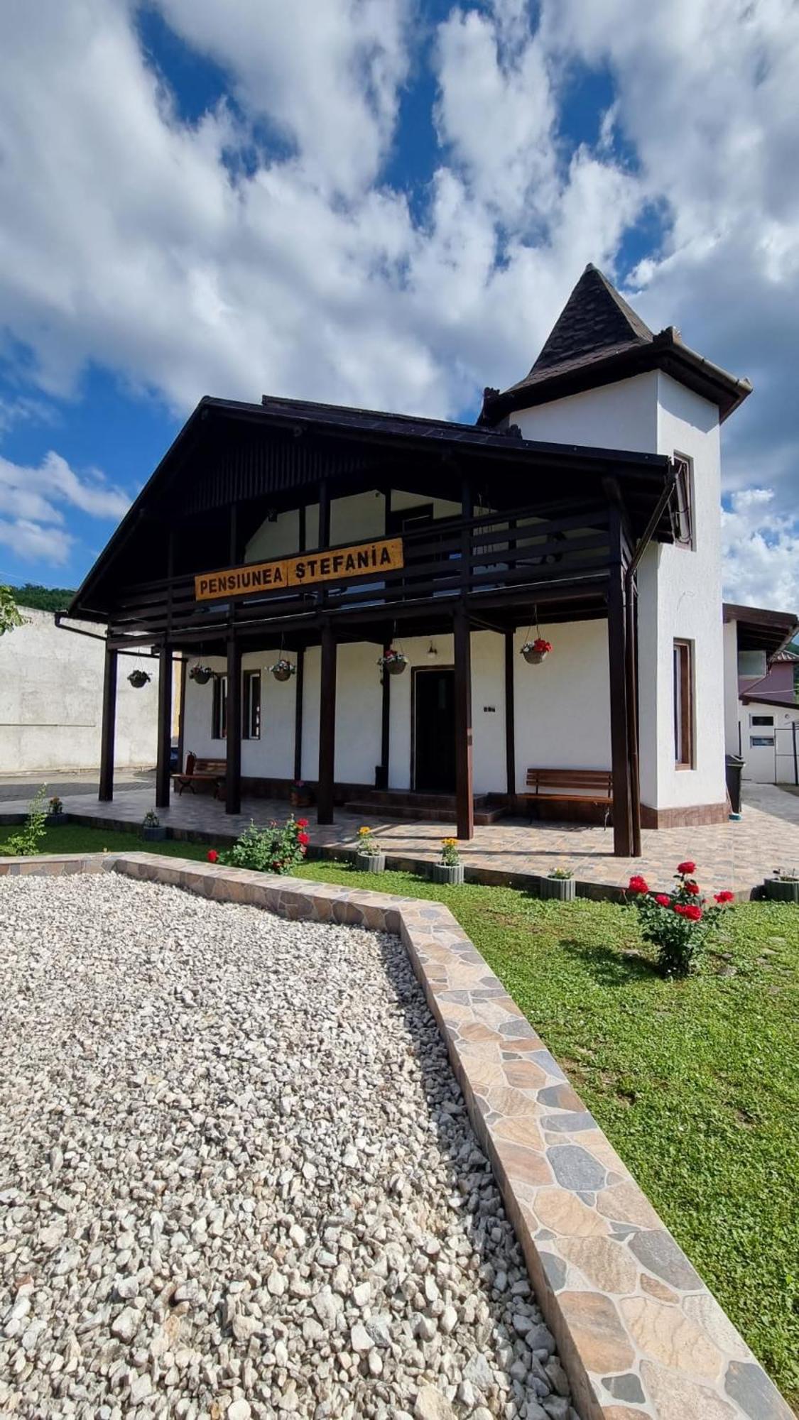 Pensiune Stefania Hunedoara Exterior foto