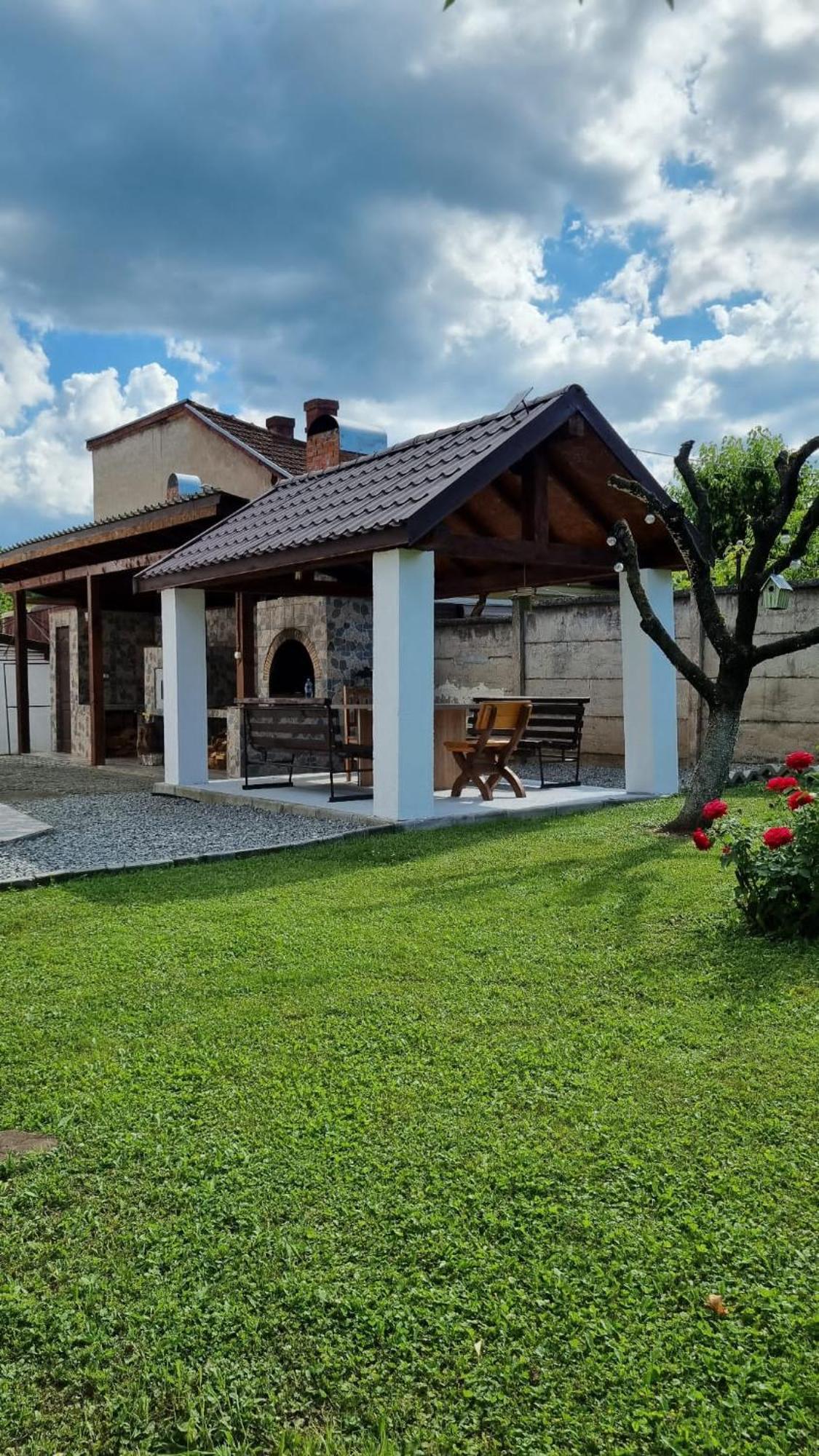 Pensiune Stefania Hunedoara Exterior foto